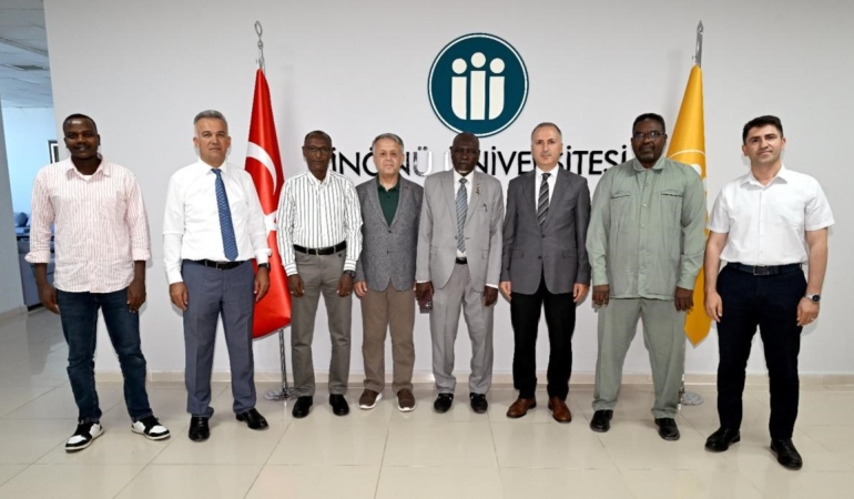 sudandan-inonu-universitesine-akademik-is-birligi-ziyareti-C1IbVBOV.jpg
