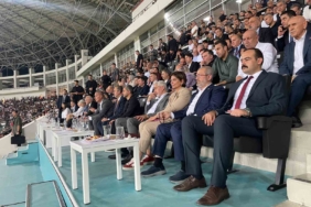 vali-yardimcisi-aydindan-sporda-dostluk-ve-kardeslik-vurgusu-b44eOpcj.jpg