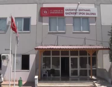 yanlis-girdigi-binada-avrupa-sampiyonu-olan-sporcu-QKQmORAr.jpg