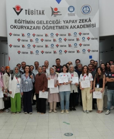 yapay-zeka-okuryazari-ogretmen-akademisi-programinin-sonuclari-ve-etkileri-H5cGLdDA.jpg