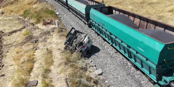 Yük Treni ve Kamoanya Çarpışması: Bir Yaralı