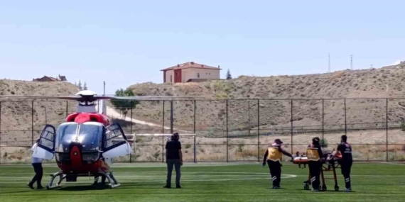 74 Yaşında Kalp Krizi Geçiren Hasta Malatya Hava Ambulansı ile Sevk Edildi