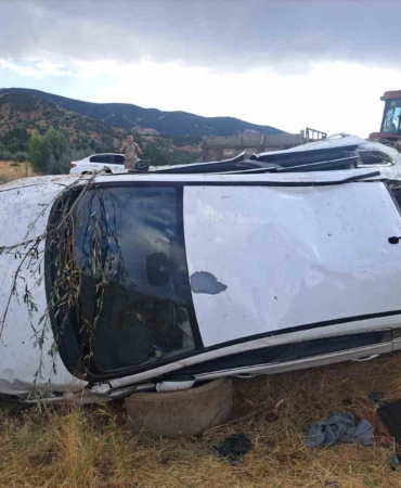 bingolde-korkutan-trafik-kazasi-4-yarali-fmG96RjI.jpg