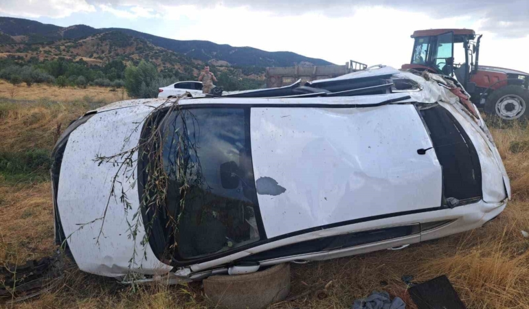 bingolde-korkutan-trafik-kazasi-4-yarali-fmG96RjI.jpg