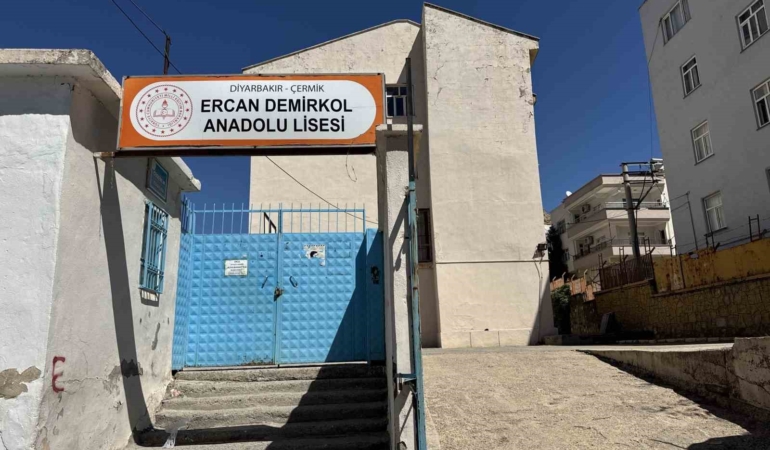 cermikte-yarim-asirlik-okulun-yikimi-ve-gelecek-planlari-7arHgGtT.jpg