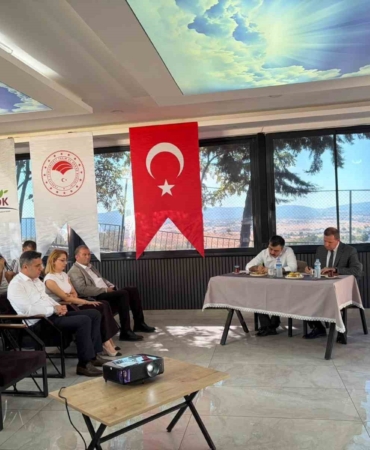 diclede-turistik-alanlarin-tanitimiyla-ilgili-toplanti-Ui42IvYG.jpg