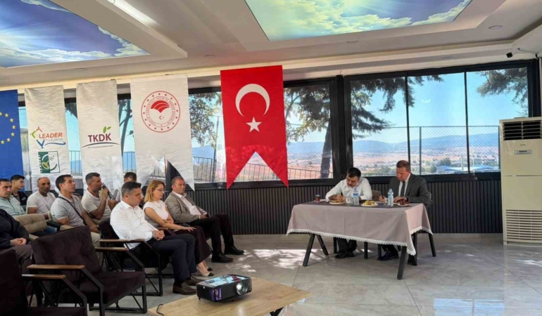 diclede-turistik-alanlarin-tanitimiyla-ilgili-toplanti-Ui42IvYG.jpg
