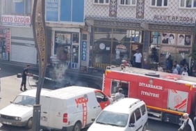 diyarbakirda-hareket-halindeki-motosikletin-alevler-icinde-kalisi-DRirMu5q.jpg