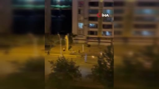 Diyarbakır’da Havai Fişek Olayı: Hedef Alınan İki Kardeş Yaralandı