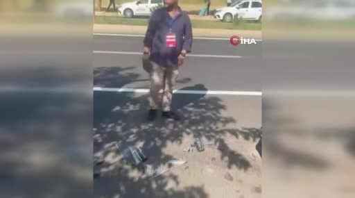 Diyarbakır’da Seyir Halindeki Otomobil Park Halindeki 4 Araca Çarptı
