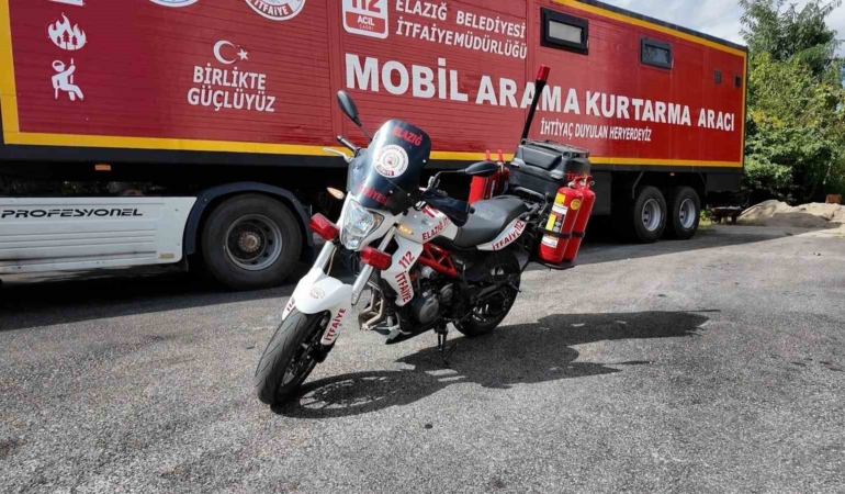 elazig-itfaiyesinin-guclendirilmis-motosiklet-ve-mobil-mudahale-araci-filosuyla-yeni-donem-ZKurab5d.jpg