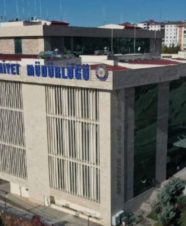 elazigda-dur-ihtarina-uymayan-motosiklet-surucusune-326-bin-lira-ceza-Cupg3MRU.jpg