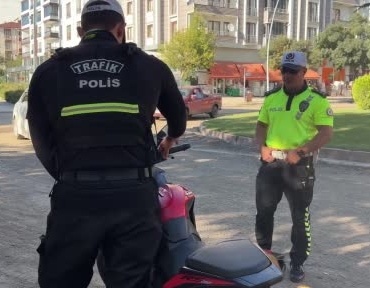 elazigda-egzoz-bozuk-motosiklete-21-bin-lira-ceza-1ZyJGPDp.jpg