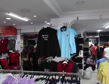 elazigda-okul-kiyafeti-yogunlugu-ve-yeni-egitim-yili-hazirliklari-3fZHyGOs.jpg