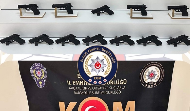 elazigda-ruhsatsiz-silah-operasyonu-ve-tutuklamalar-6t2HZcvb.jpg