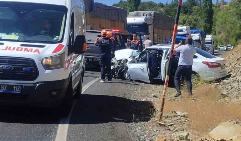 elazigda-trafik-kazasi-ve-bir-yarali-gUwLYOsi.jpg