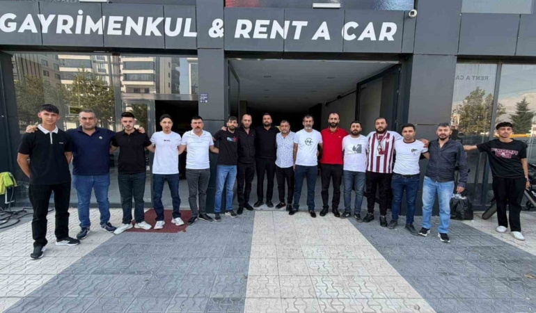 elazigspor-taraftar-gruplarinin-birlesmesiyle-yeni-guc-vjwYRWTy.jpg