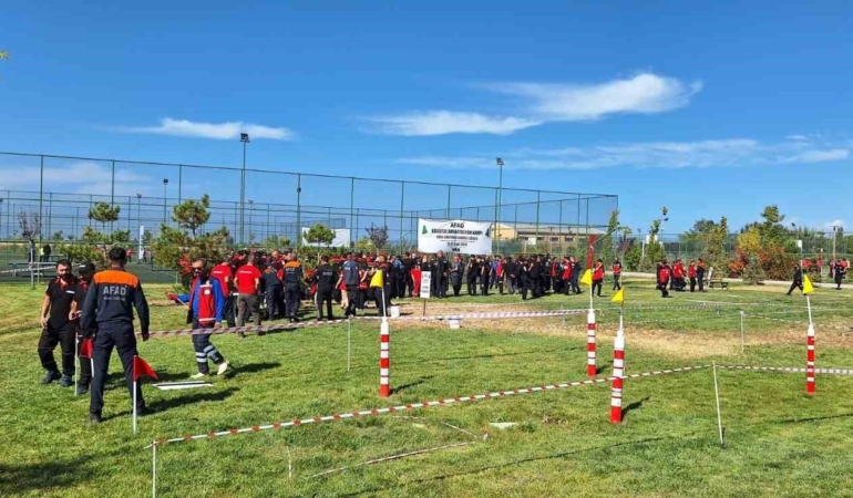 elbak-akreditasyon-kampina-katildi-l7wmQzg6.jpg