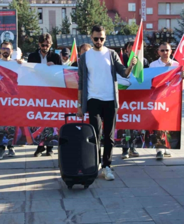 erzurum-saglikcilarindan-gazze-icin-150-haftalik-dayanisma-yuruyusu-yNEkE9PB.jpg