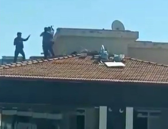 gaziantepte-cati-katinda-cikan-kavga-gozleri-kamastirdi-mdnrgIv5.jpg