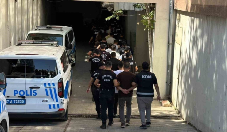 gaziantepte-organize-suc-orgutune-yonelik-operasyon-ve-28-supheli-adliyeye-sevk-edildi-1jx1My2c.jpg