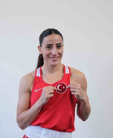 gizem-ozer-bulgaristanda-kesifleri-ve-deneyimleri-u7VYU3lj.jpg