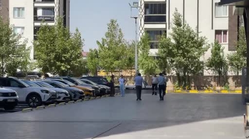 Hissedilen Deprem Sonrası Ailelerin Okuldan Çocuklarını Alması
