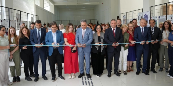 İnönü Üniversitesi’nde 7. Seramik Sanatı Eğitimi Konferansı Başladı