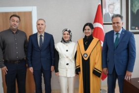 inonu-universitesinde-akademisyenlere-cubbe-giydirilmesi-toreni-XiTNrsa4.jpg