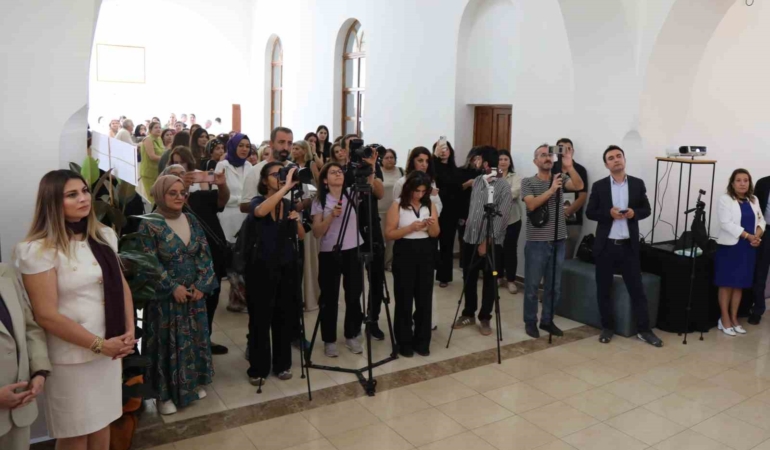 jin-ve-kar-kadinlarin-ekonomik-mucadelesini-ve-hafizasini-gelecege-tasiyan-hikaye-9nRjEh1n.jpg