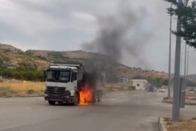 Kadınlar El Sanatları Kursunda Sosyalleşerek Yeni Yetenekler Ediniyor
