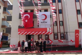 karsta-dayanismanin-kalbi-kizilay-asevi-7-bin-kisiye-umut-kapisi-5wxnHB1i.jpg