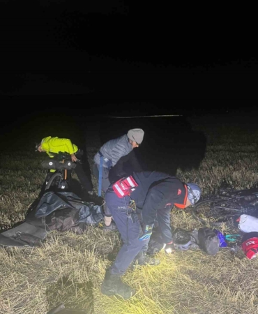 karsta-mahsur-kalan-2-yabanci-turist-olaganustu-operasyonla-kurtarildi-2DZlzmzi.jpg