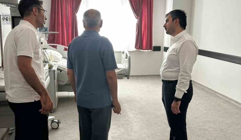 kaymakam-atisin-dicle-devlet-hastanesi-ziyareti-mTO7fH2u.jpg
