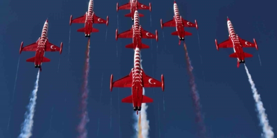 Malatya Semalarında Türk Yıldızları Gösterisi