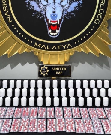 malatyada-3-bin-601-sentetik-ecza-ele-gecirildi-I1WIB7w9.jpg