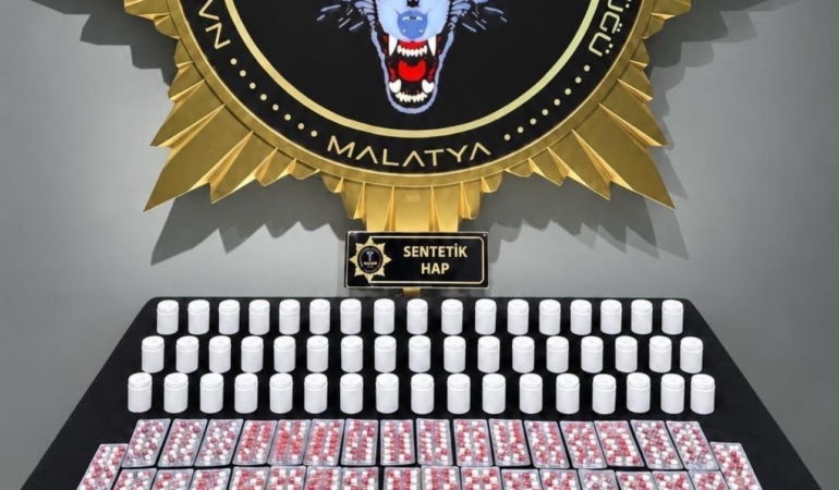 malatyada-3-bin-601-sentetik-ecza-ele-gecirildi-I1WIB7w9.jpg