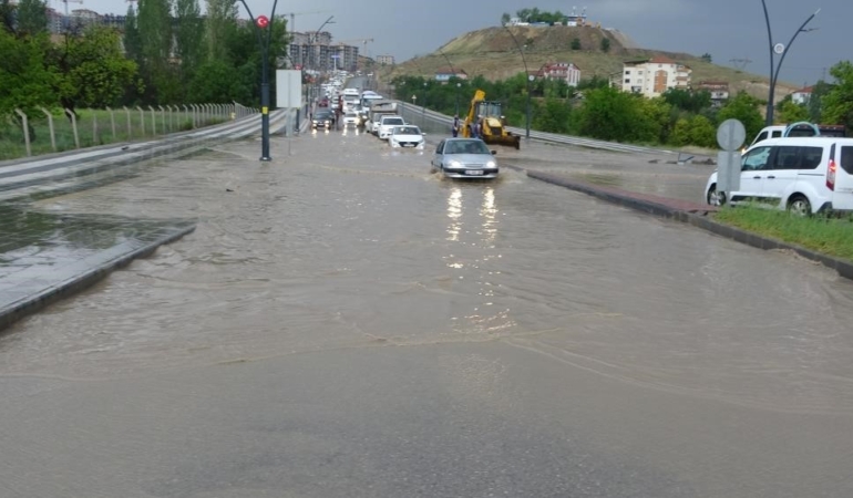 malatyada-kuvvetli-yagis-uyarisi-ZDbfXXCl.jpg