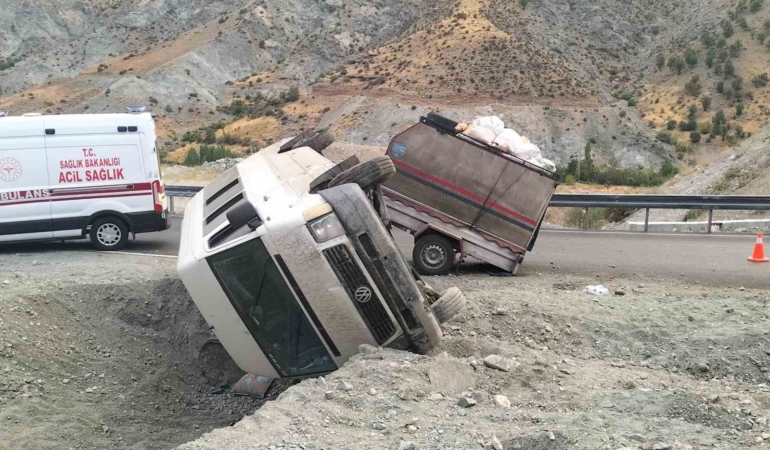malatyada-tarim-iscilerini-tasiyan-minibus-kazasi-BaX7H3lw.jpg