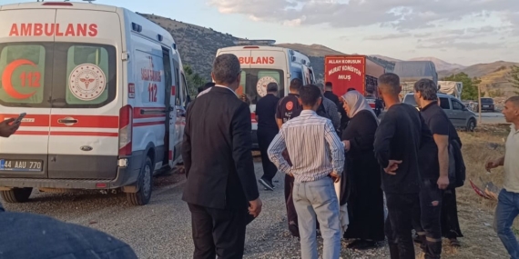 Malatya’da Tır ile Otomobil Çarpışması: 5 Yaralı