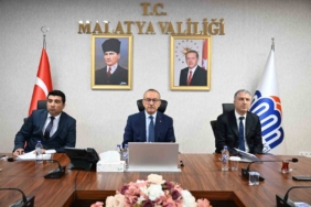 malatyada-universite-ve-yurt-guvenligi-toplantisi-d3eCz844.jpg