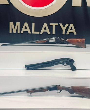 malatyada-yasadisi-silah-ticareti-operasyonu-ve-3-gozalti-6WfvYw4k.jpg
