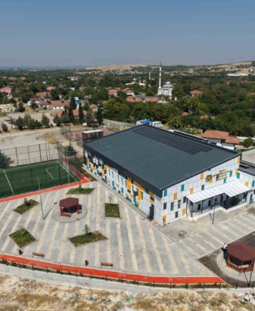 malatyanin-gelecegini-guclendiren-43-yeni-spor-ve-genclik-yatirimi-3VAzv98p.jpg