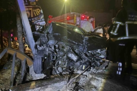 Gercüş'te Araç Tarlaya Uçtu ve Güvenlik Kamerası Anlarını Kaydetti