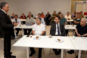 Malatya'da Minibüs Kazası: Şarampole Devrildi ve 2 Yaralı Var
