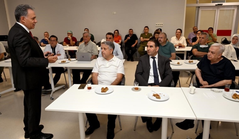 rektor-akpolattan-karaciger-nakli-enstitusu-ziyareti-X1i9ru6T.jpg