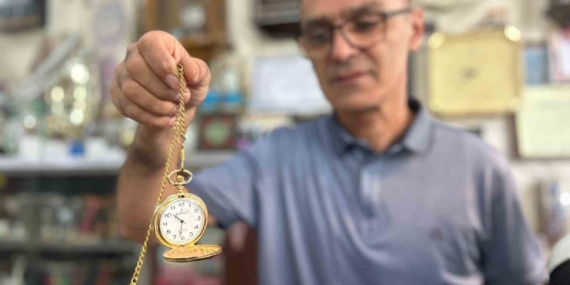 Van’da Dijital Çağa Rağmen Eski Saatlere Olan Tutku Sürüyor