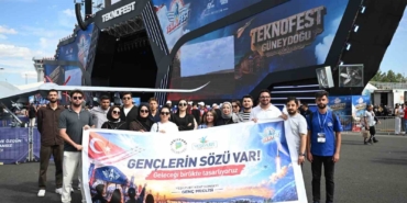 yesilyurt-belediyesinden-genclere-teknoloji-ve-inovasyon-gezisi-2lkFYhkG.jpg