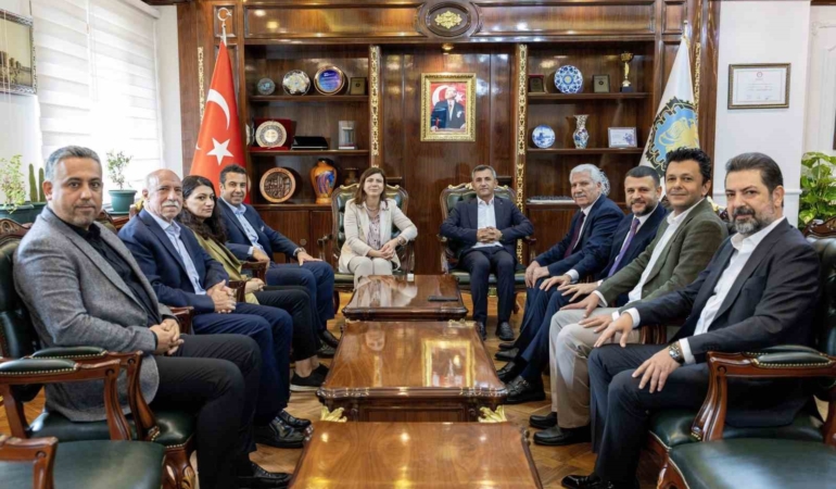 ak-parti-diyarbakir-il-baskanligindan-dbbye-ziyaret-gerceklestirildi-lnW2aYSN.jpg