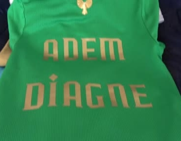 amedspor-sevgisi-oglunun-adina-yansidi-bebegine-adem-mbaye-diagne-ismini-verdi-5fEIFRSI.jpg